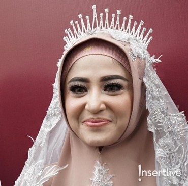 Terima Gaji Pertama Suami, Dewi Perssik Ancam Cerai Jika Tak Dinafkahi