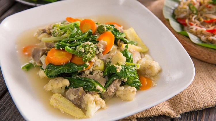 Capcay is one of the famous dishes in Asia, and favored by many people.