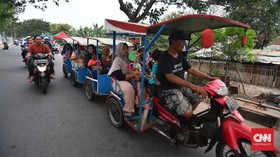 FOTO: Odong-Odong, Hiburan Murah yang Terancam Musnah