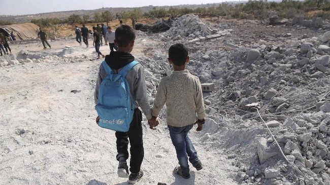 Badan Nasional Penanggulangan Terorisme (BNPT) akan mendatangi Irak dan Suriah untuk mendata WNI yang masih berada di sana terutama anak-anak.