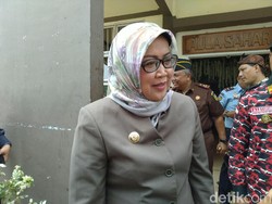Bupati Bogor Dapat Saweran Rp 21 Juta