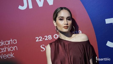 img-title Cinta Laura Raih Penghargaan Aktris Terbaik Festival Film HBO Latino