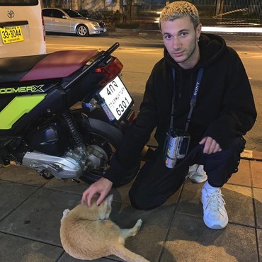 Lirik Lagu 18 - Jeremy Zucker