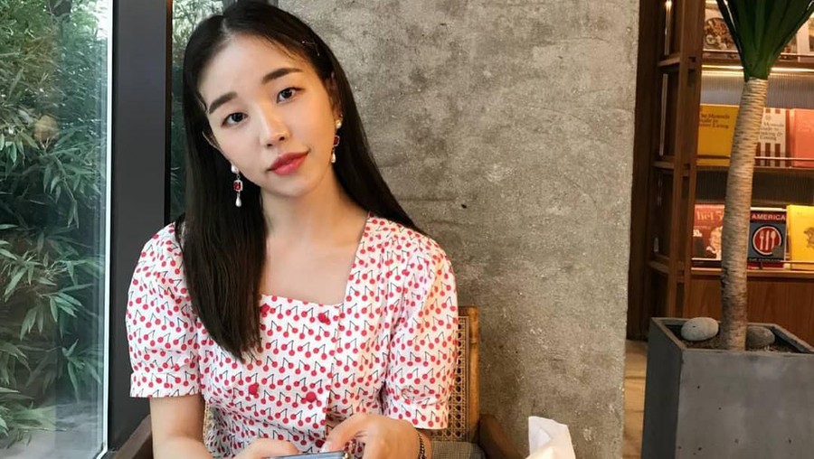 Baek A Yeon Lima idola Korea Selatan yang memutuskan kerjasama dengan JYP Entertainment sebelum Woojin dari Stray Kids.