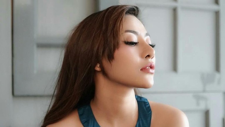Intip sosok Liza Aditya yang terjerat skandal dengan Atta Halilintar melalui beberapa potret cantik berikut ini: