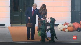 VIDEO: Donald Trump Rayakan Halloween di Gedung Putih