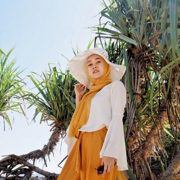 6 Pesona Ellen Nita, Eks Cherrybell yang Kini Jadi PNS