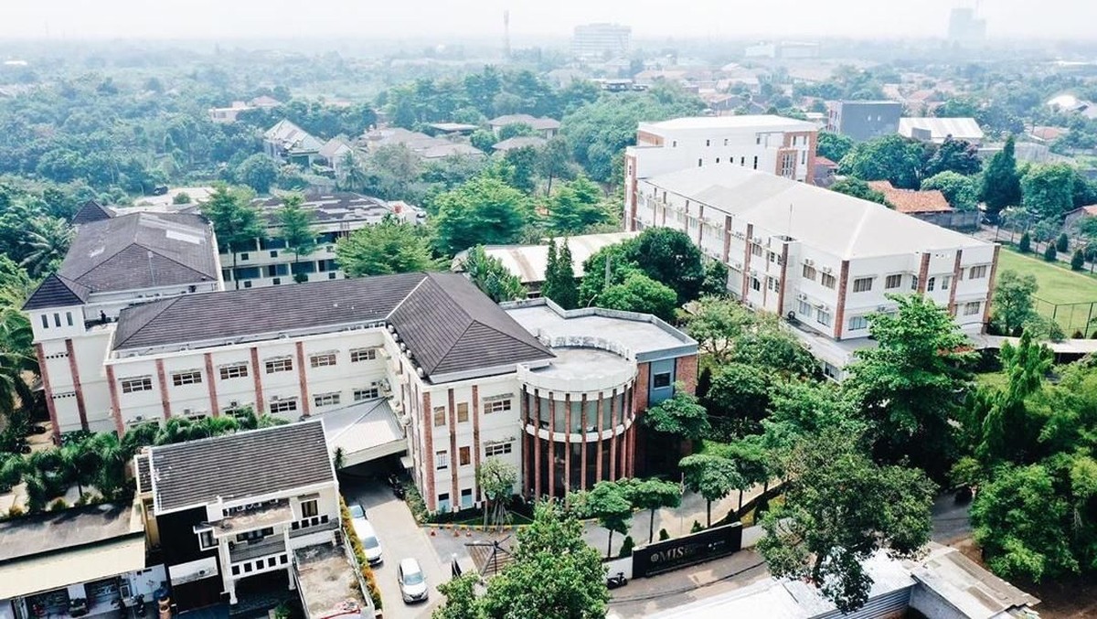 Tujuh sekolah berikut ini menjadi favorit para selebriti Tanah Air&period; Tak main-main&comma; 7 sekolah berikut memiliki biaya masuk sekolah yang sangat fantastis&period;