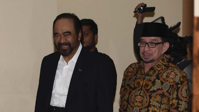 Ketua NasDem Surya Paloh menyebut pertemuan dengan PKS sebatas menyamakan persepsi bahwa kepentingan nasional di atas kepentingan parpol.