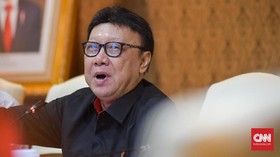 Tjahjo: Kalau Mau Pakai Cadar, di Lingkungan Rumah Saja