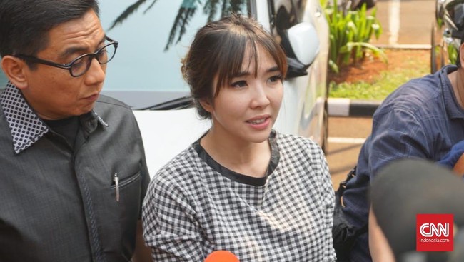 Terkait video porno yang disebut mirip dirinya, Gisel telah melaporkan sejumlah akun medsos penyebar konten yang telah viral itu ke Polda Metro Jaya.
