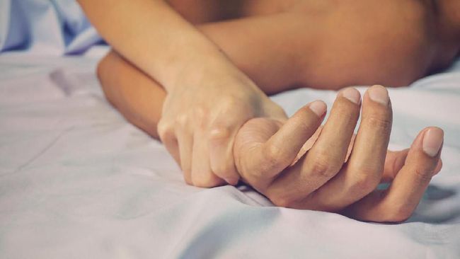 Dari karakter khas yang dimilikinya, setiap zodiak memiliki preferensi seksnya masing-masing yang membantu meningkatkan kehidupan seksualnya.