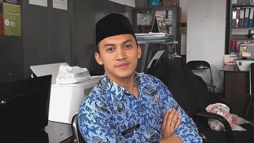 img-title Buat Netizen Deg-degan, 3 PNS Tampan Ini Sempat Viral di Media Sosial