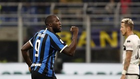 Hasil Liga Italia: Inter Milan Kalahkan Brescia 2-1