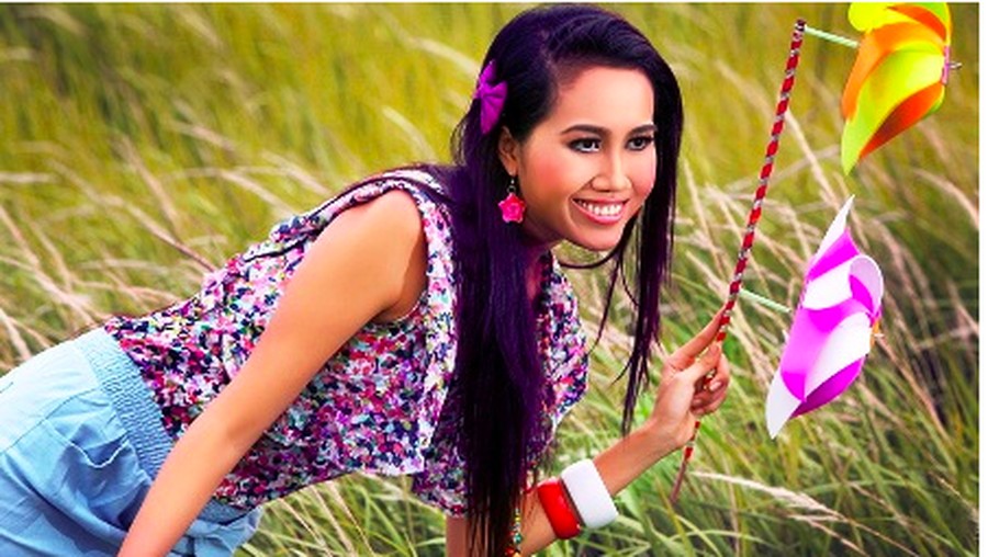 Vo Thi My Xuan (Miss South Mekong 2009) 3 ratu kecantikan ini berurusan dengan hukum karena masalah prostitusi.