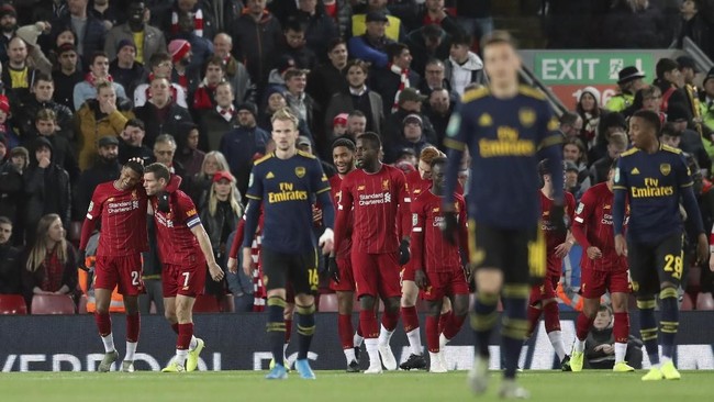 Duel banjir gol yang terjadi pada laga Liverpool vs Arsenal di Piala Liga Inggris menyisakan fakta mnearik