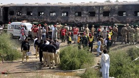 FOTO : Horor Kereta Maut di Pakistan