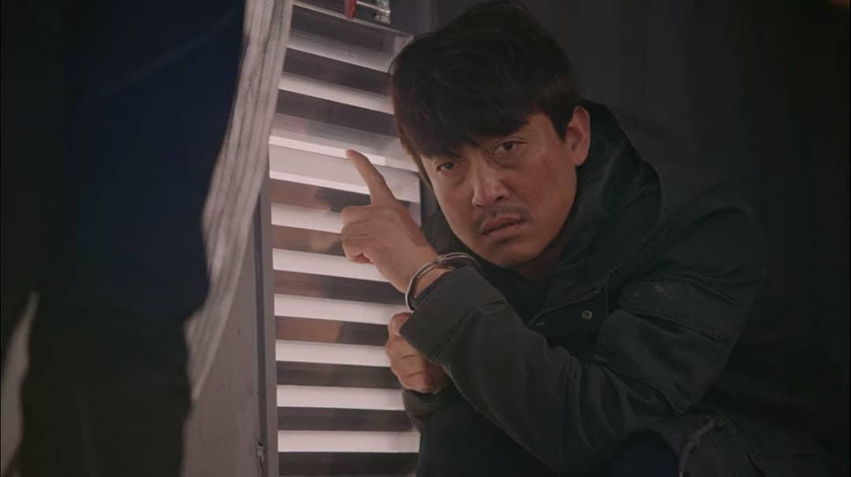 Drama Korea berjudul Vagabond bikin heboh netizen saat tampilkan adegan makan mie instan Indonesia&period; Ini pesona Jang Hyuk Jin&comma; pemeran di dalam adegan teresebut&period;