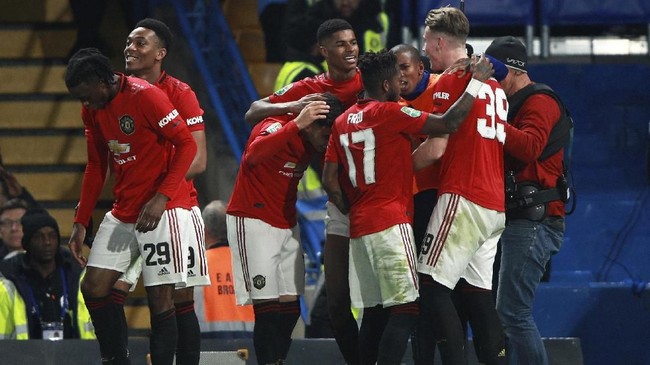 Manchester United harus mengakui keunggulan Astana. Pertandingan melawan si juara Kazakhstan harus berakhir dengan skor 1-2.