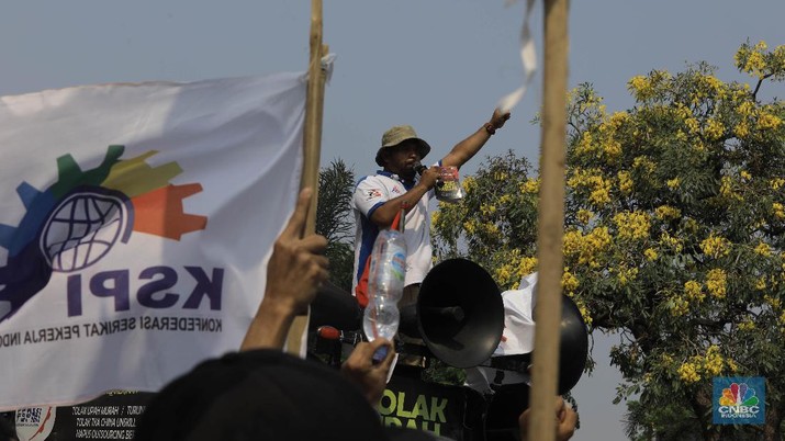 Setelah Pesangon, Outsourcing Juga Bikin Galau Buruh