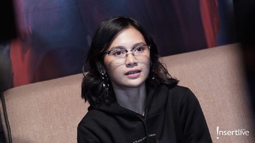img-title Perut Indah Permatasari Jadi Sorotan, Hamil?