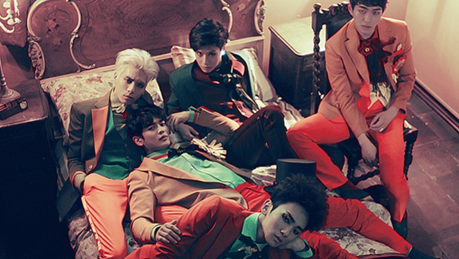 4. Married To The Music - SHINee 5 Video Musik ini bertema horor dan bisa buat bergidik.