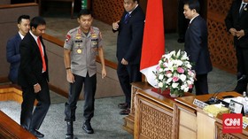 DPR Minta Polisi Masukkan Seragam dan Tak Minder Perut Buncit