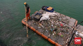 Walhi Nilai Pergub Larangan Penggunaan Plastik Anies Kurang