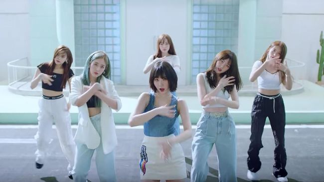 Perjalanan GFriend yang baru tiga tahun ibarat memenuhi ungkapan yang berbunyi 'kecil-kecil cabe rawit'.