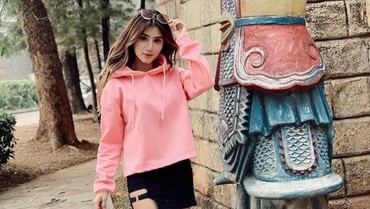 Ghea Youbi Lepas Tindikan Lidah Demi Gian Zola, Netter: Ngilu