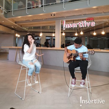 Wizzy Tuangkan Kisah Hidupnya Dalam Album Baru Bertajuk 'Colors'