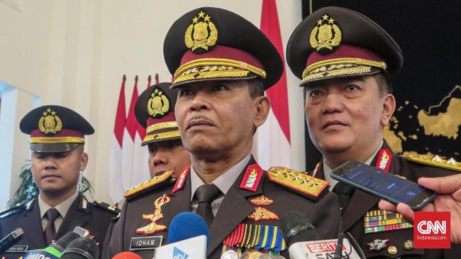 Kapolri Jenderal Idham Azis bakal menindak tegas oknum polisi yang terbukti meminta jatah proyek kepada para pengusaha.