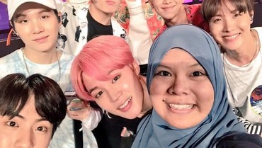 img-title Selain Wanita Arab, Muslimah asal Asia Ini Pernah Foto Bareng BTS