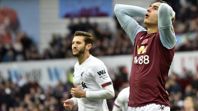 Gelandang Aston Villa, Anwar El Ghazi, merasa ada yang hilang selama kompetisi Liga Inggris tertunda karena pandemi corona.