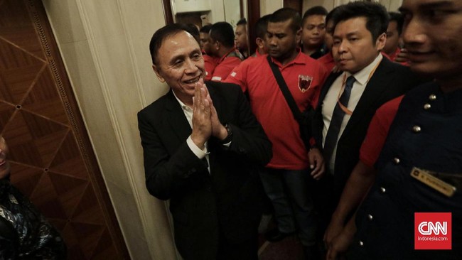Petisi yang berisi desakan agar Mochamad Iriawan alias Iwan Bule mundur dari kursi ketua umum PSSI kini sudah melewati 45 ribu penandatangan.