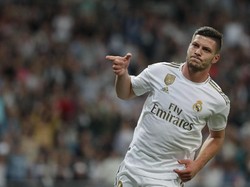 Chelsea Mau Pinjam Luka Jovic