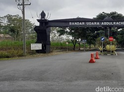 Bandara Abd Saleh Tutup Imbas Semeru Erupsi