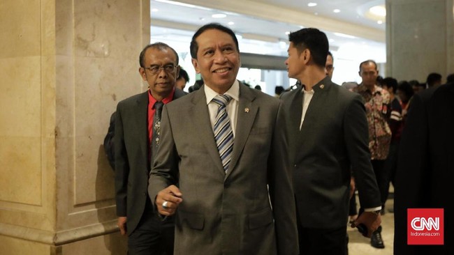 Menpora Zainudin Amali menjawab isu soal satu paket dengan Erick Thohir di Kongres Luar Biasa (KLB) PSSI periode 2023-2027.