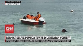 VIDEO: Berniat Selfie, Pemuda Tewas di Jembatan Youtefa