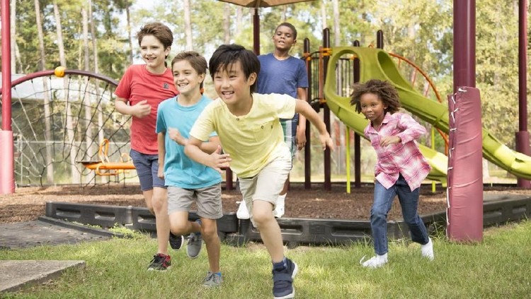 4 Olahraga Simpel dan Asyik untuk Anak Sebelum Sekolah
