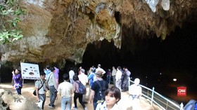 VIDEO: Hari Pertama Dibuka, Gua Tham Luang Diserbu Wisatawan