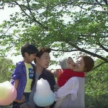 Drama Korea Person Who Gives Happiness Eps.32, So Jung Batalkan Adopsi
