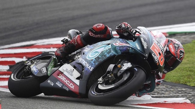 Fabio Quartararo menjadi yang tercepat pada FP1 MotoGP Valencia 2019 pada sesi latihan yang diwarnai kecelakaan Valentino Rossi.