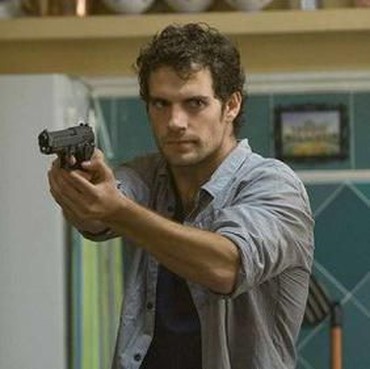 Bioskop Trans TV Akhir Pekan, Perjuangan Henry Cavill Hadapi Masalah Hidup