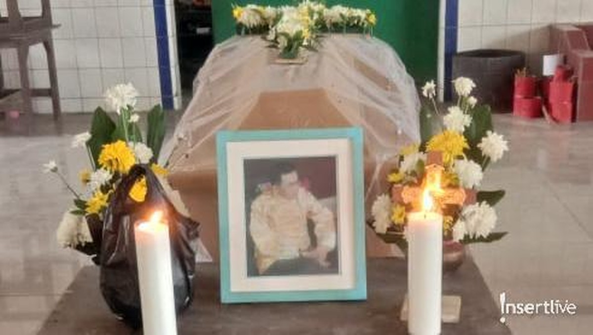 Berikut adalah momen saat sang peramal yaitu Suhu Naga di kremasi hari ini&comma; Minggu &lpar;3&sol;11&rpar;&comma; di Krematorium Jabar Agung&comma; Tangerang&comma; Banten versi Insertlive&period;