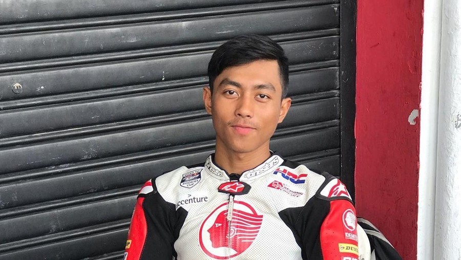 Kecelakaan, Pebalap Indonesia Afridza Munandar Meninggal Dunia Pebalap Indonesia, Afridza Syach Munandar, meninggal dunia usai mengalami kecelakaan dalam balapan Asia Talent Cup di Sepang International Circuit, Malaysia.