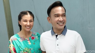 img-title Terpopuler: Potret Lawas Teuku Ryan hingga Ruben Onsu Gugat Cerai Sarwendah