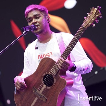 Lirik Lagu Tell Me Something - Ahmad Abdul