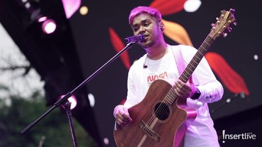 Lirik Lagu Tell Me Something - Ahmad Abdul