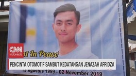 VIDEO: Pecinta Otomotif Sambut Kedatangan Jenazah Afridza